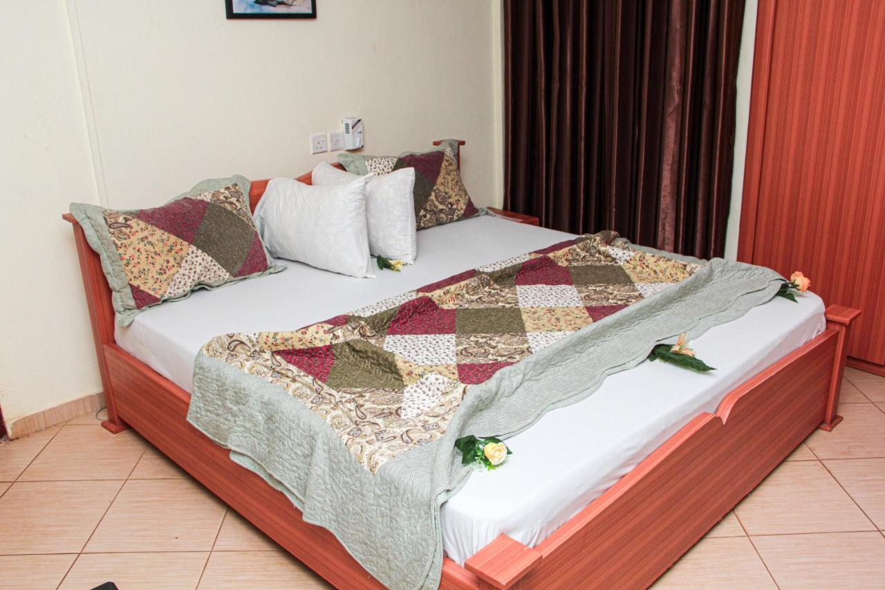 Nbangba Hotel テチマン エクステリア 写真